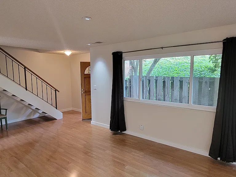 117 Sunset Cir #35 — Photo 4