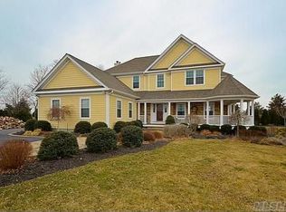 220 Deep Hole Rd, Calverton, NY 11933