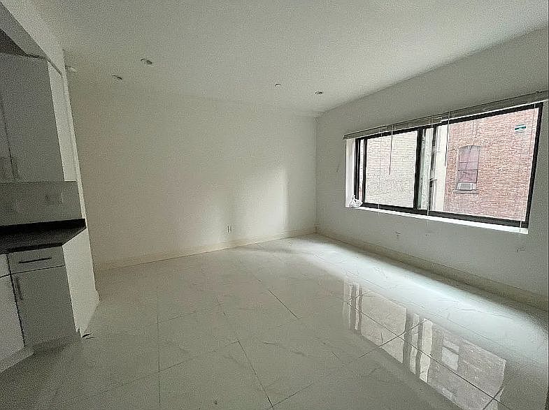 1st image of 173 Morningside Ave #3B