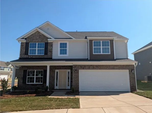 1335 Dandridge Dr, Kernersville, NC 27284