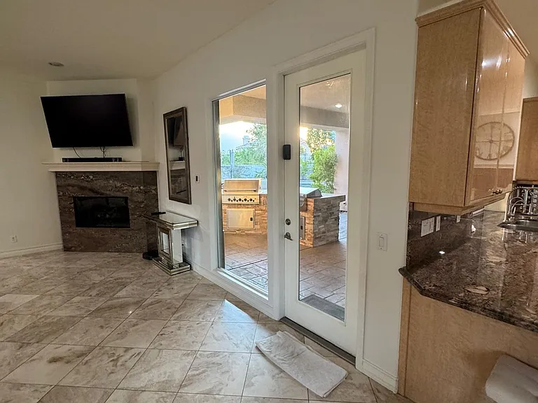 5 Chopin Ct — Photo 42