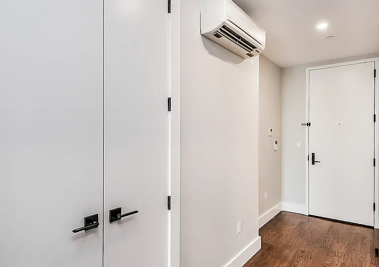 31-61 Vernon Blvd #6T — Photo 8