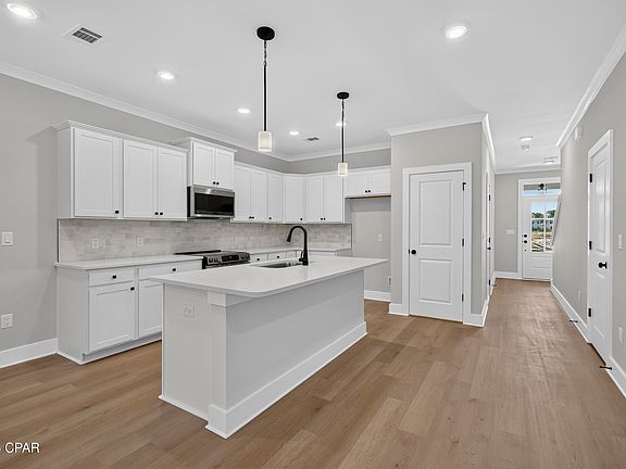 5th image of 329 Cyan Ln #39