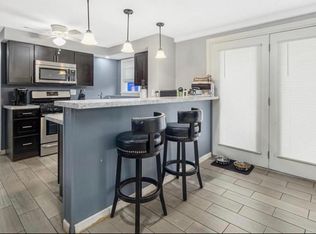 1 McKinley St #B, Providence, RI 02904