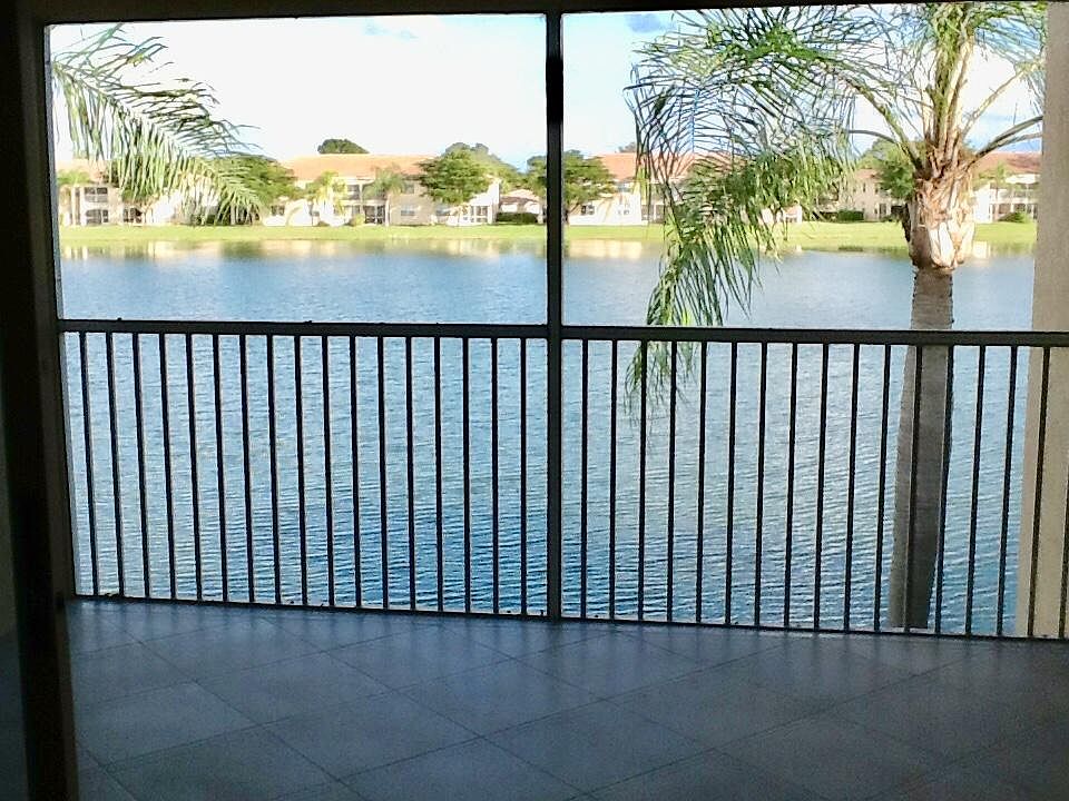 1st image of 6544 Huntington Lakes Cir