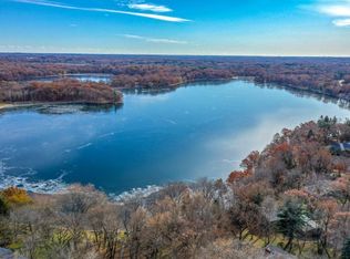 4911 Olson Lake Trl N, Lake Elmo, MN 55042