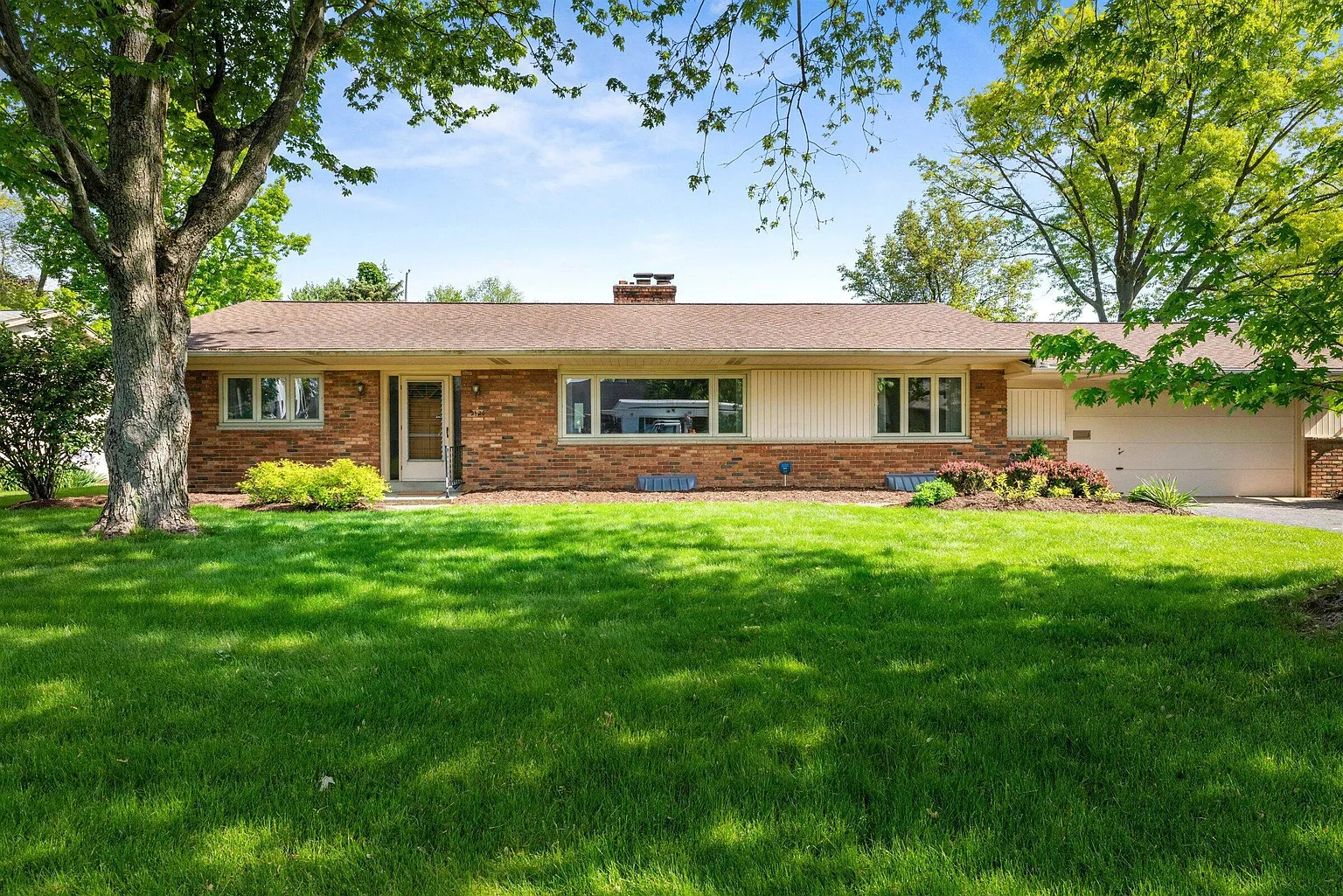 2120 Haviland Rd photo 1