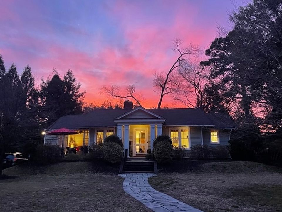 2nd image of 4110 Crestwood Rd