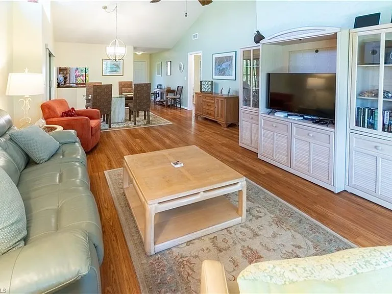 522 Beachwalk Cir — Photo 10