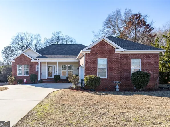 420 Southland Trl, Byron, GA 31008