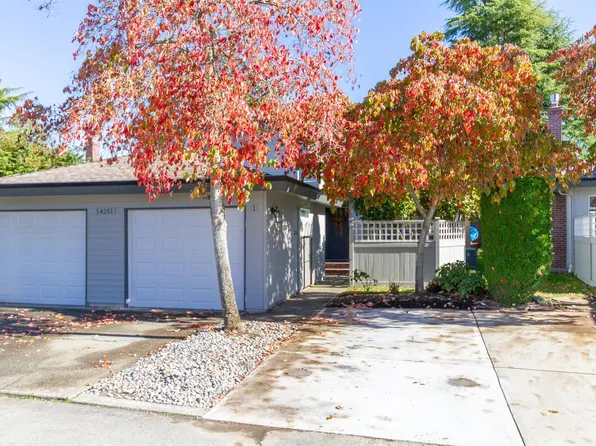 14251 18a Ave #1, Surrey, BC V4A 7N8