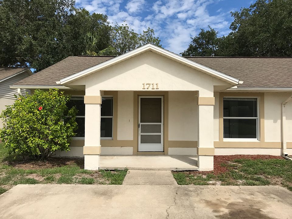 1st image of 1711 Palmetto Ct