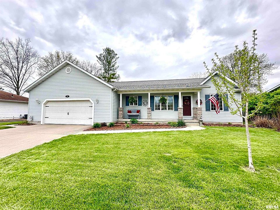 1st image of 528 Briarwood Dr