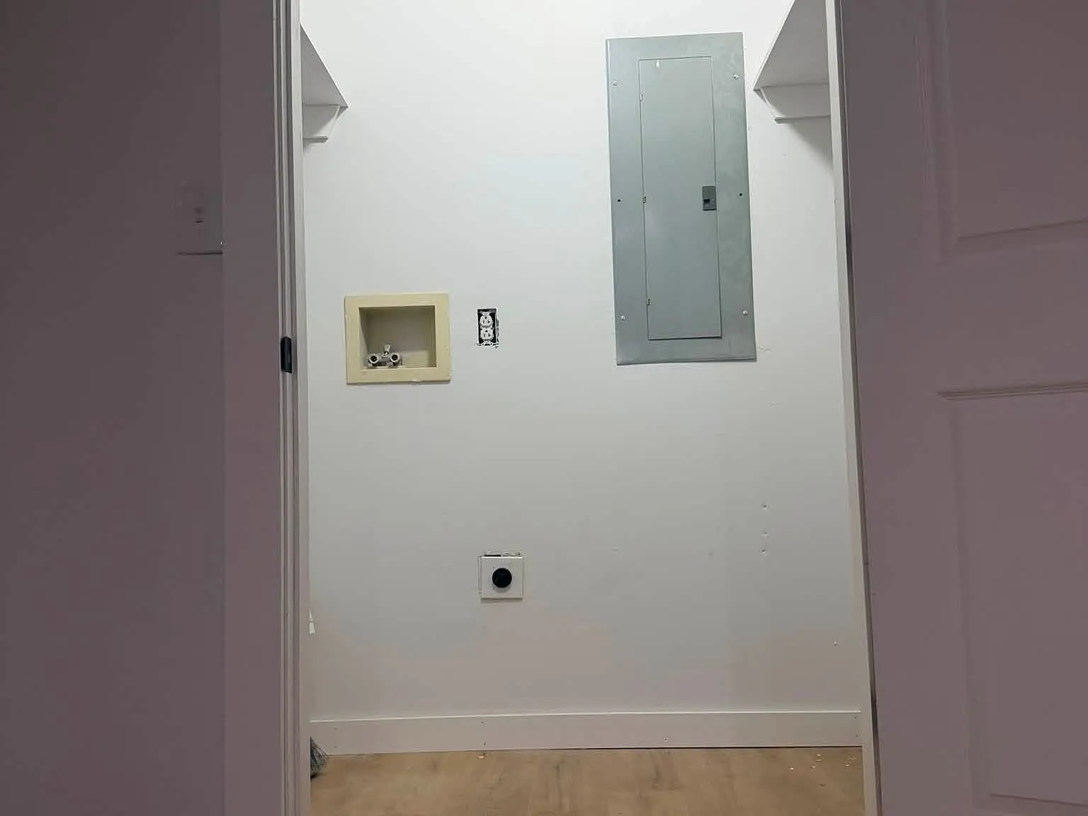 2 bed, 900 sqft, $1,000 — Photo 4