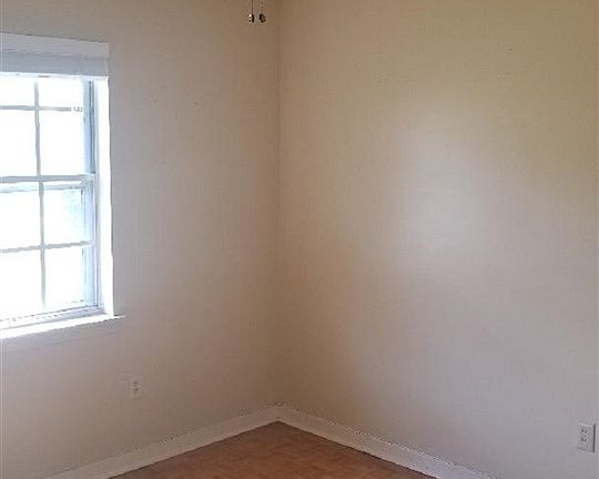 5th image of 1156 Winnrose St