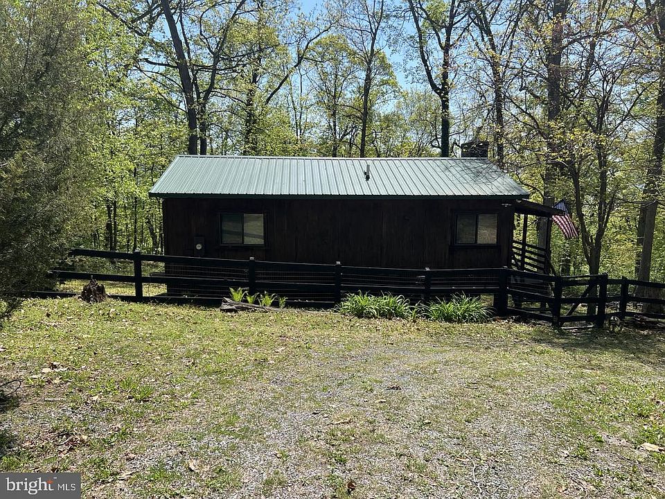 1st image of 816 Hilltop Ln
