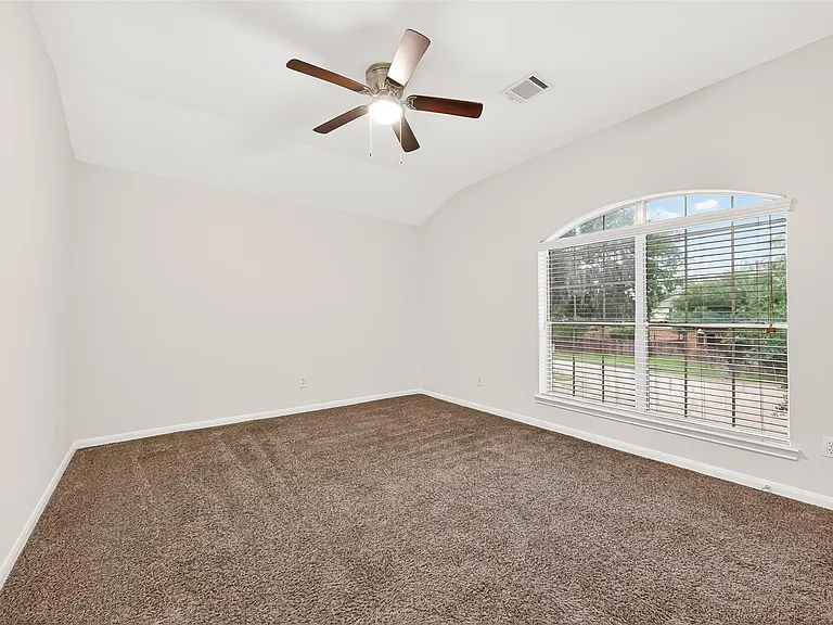 22303 Naple Hollow Ln — Photo 37