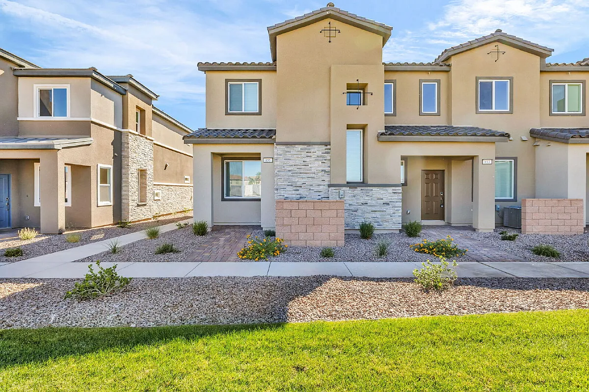 Building Photo - 855 Angwin Ln