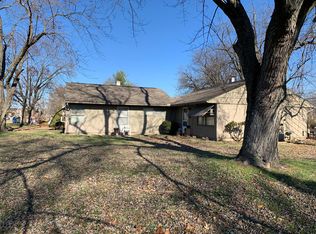 962 S James Rd, Columbus, OH 43227