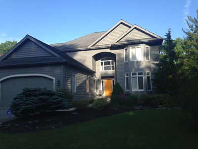 1882 Woodbrook Ln Unit 1, Lyndhurst, OH, 44124