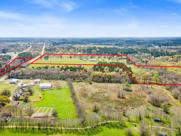 9192 State Highway 75 S, New Waverly, TX 77358