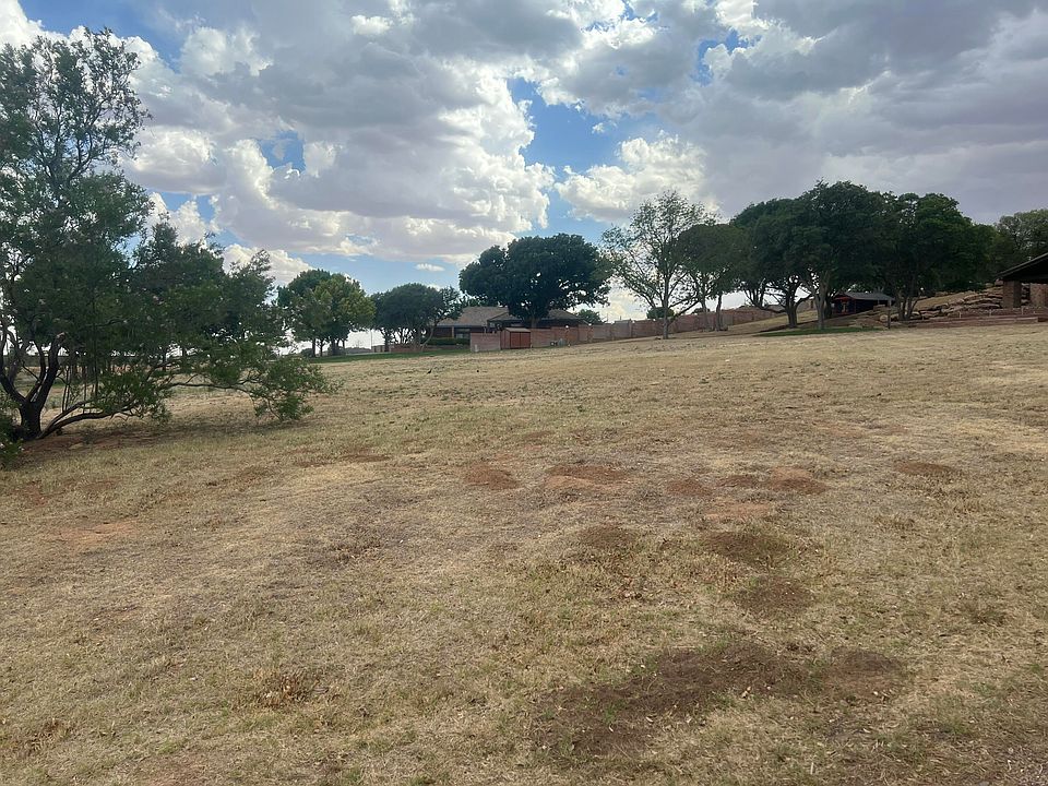 2nd image of 411 Mill Rd