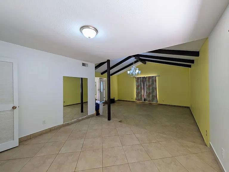 3848 W North Ln — Photo 4