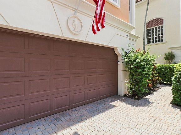 5th image of 5570 NE TRIESTE Way