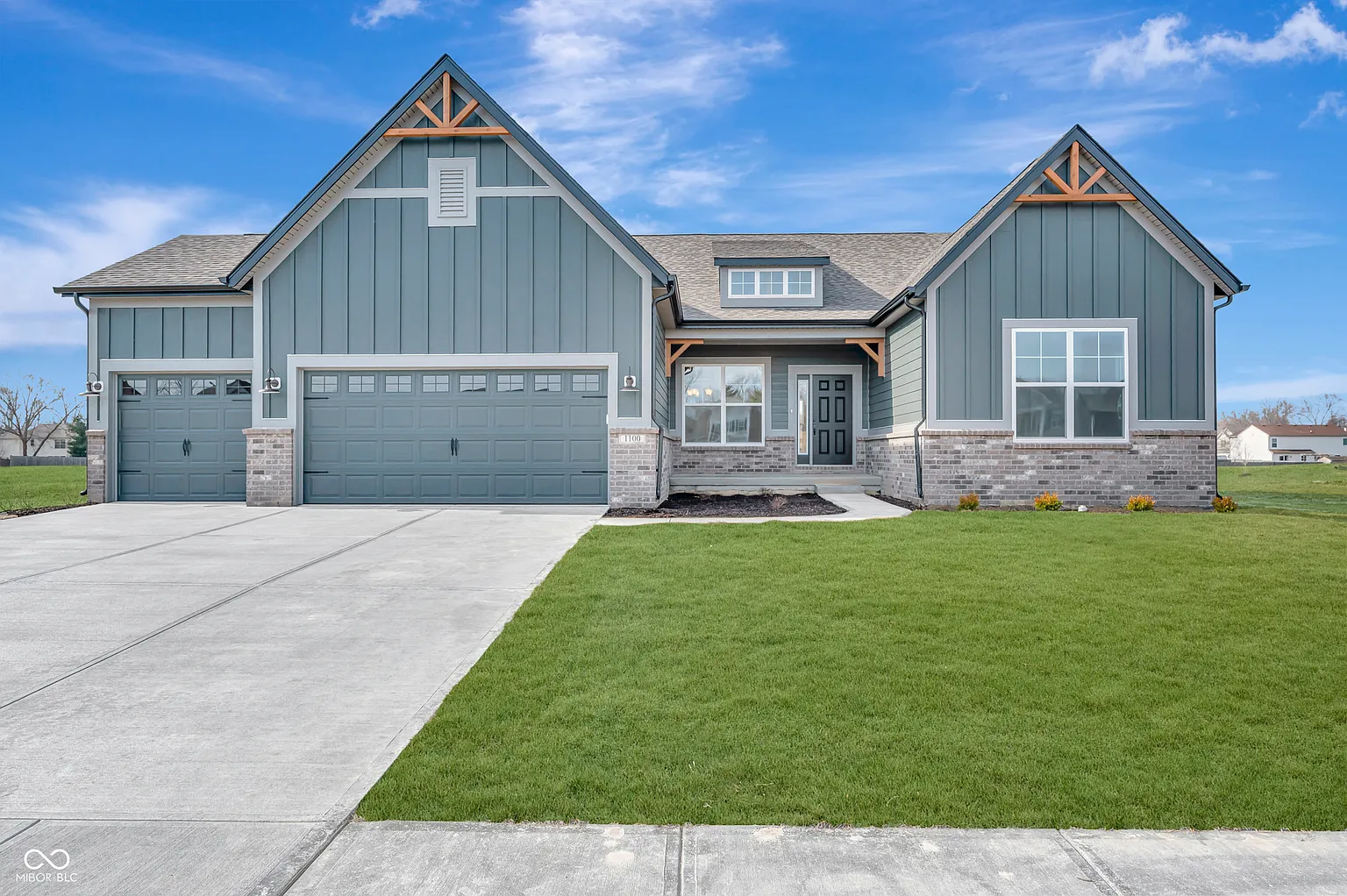 1100 Sweetland Ln photo 1