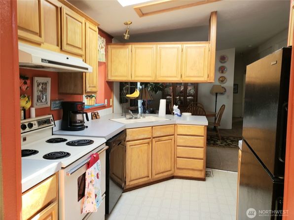 2200 Oak Ave #49, Enumclaw, WA 98022