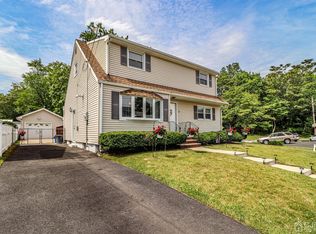 5 Weber Ter, South Amboy, NJ 08879