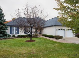 1143 S Hiddenbrook Trl, Palatine, IL