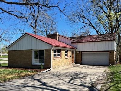281 North Park Street, Whitewater, WI, 53190