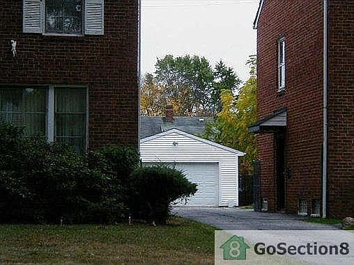 2nd image of 17412 Stockbridge Ave