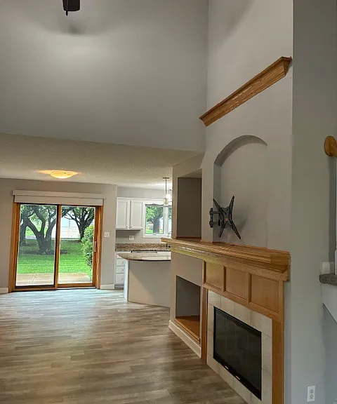 811 Burr Oaks Dr #1403 — Photo 7