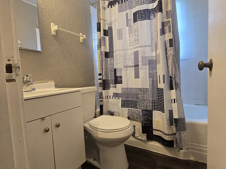298 S Benedict Ave #2 — Photo 6