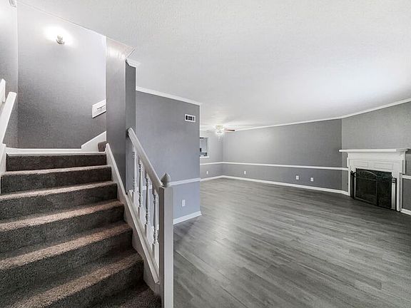 2nd image of 1018 Fairfax Dr