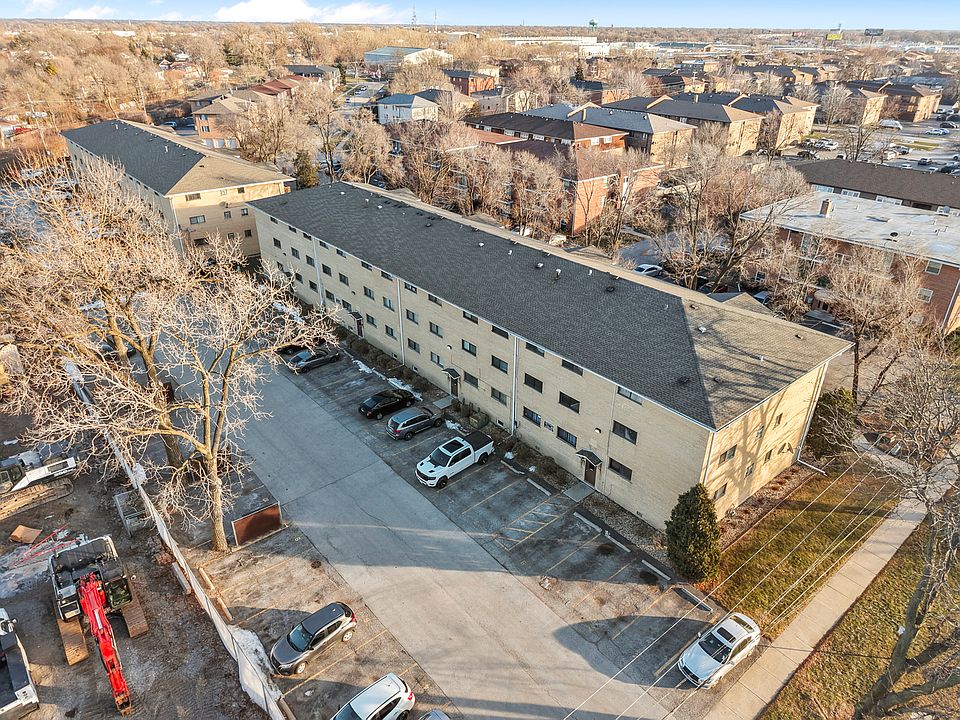 1st image of 9645 S Harlem Ave APT 1H