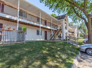 1813 Bennett Dr APT 87, West Des Moines, IA 50265