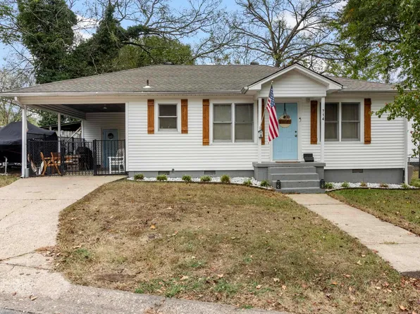 714 W Sevier St, Benton, AR 72015