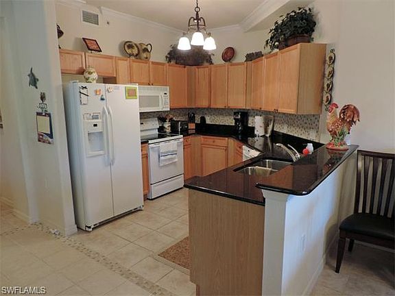 5th image of 10011 Lake Cove Dr APT 201