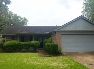 5106 Spring Circle Dr, Pearland, TX 77584
