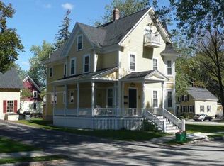 29 Hough St, Dover, NH 03820