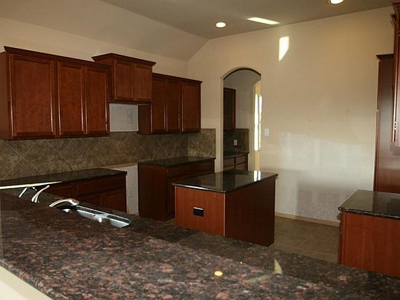 Spacious open kitchen with island and lots of counter space