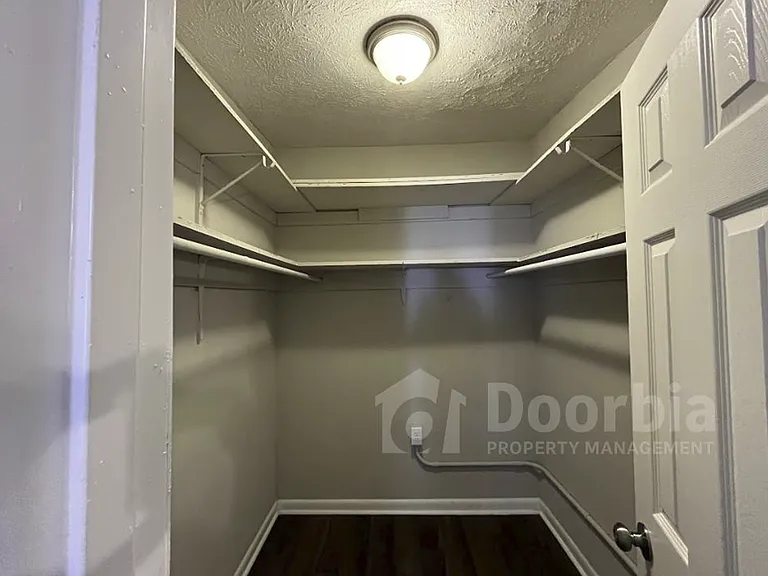 6339 Kimberly Ln — Photo 7