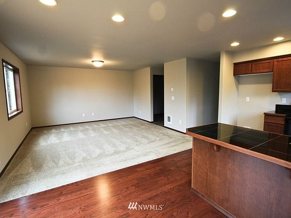 5th image of 23018 lot 10 14th Street NE