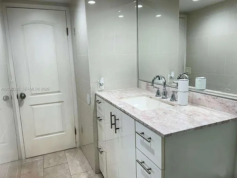 1351 NE Miami Gardens Dr #511E — Photo 7