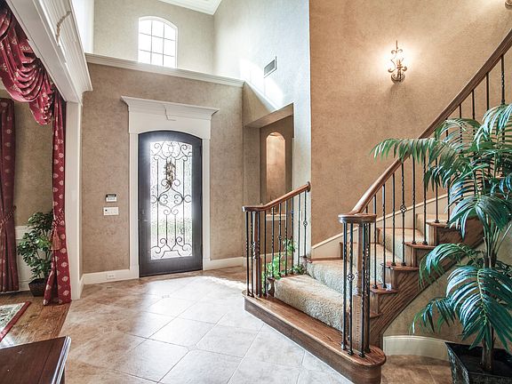 3rd image of 12576 Seaton Cir