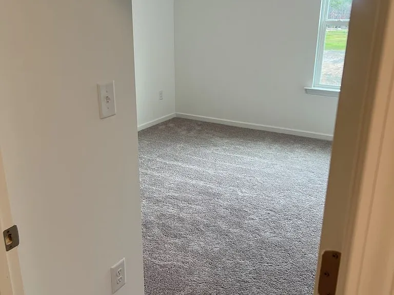 2111 Regal Dr — Photo 20