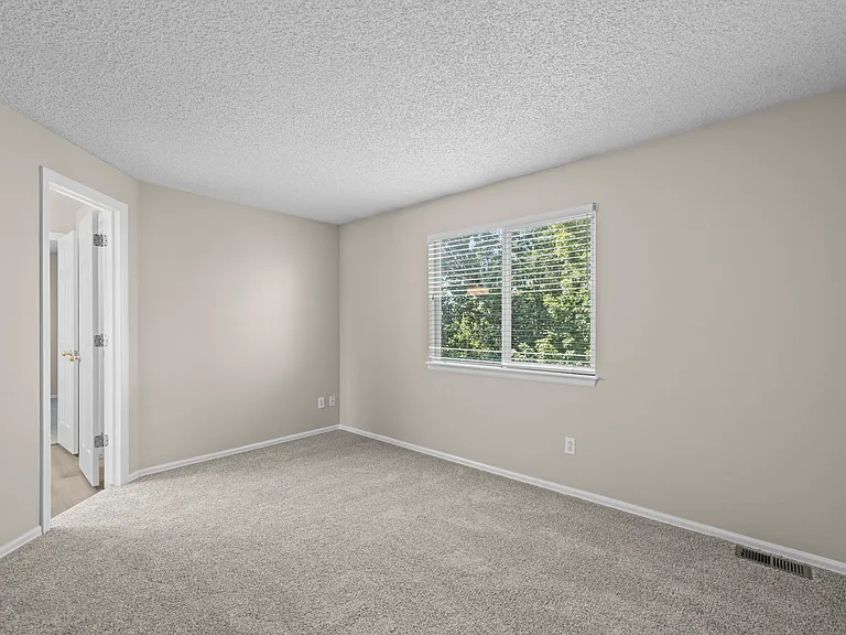 1952 W 135th Pl — Photo 14